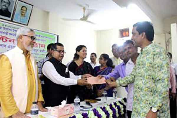 দূর্গা পুজা বাঙ্গালীর উৎসব, বাংলাদেশ অসম্প্রাদায়িক সম্প্রতির দেশ – প্রতিমন্ত্রী মাহবুব আলী দূর্গা-পুজা-বাঙ্গালীর-উৎসব