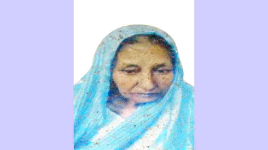 খান্দুরা পীরজাদা সৈয়দ রফিকুল হোসেনের স্ত্রীর চতুর্থ মৃত্যুবার্ষিকী পালিত মরহুমা-সৈয়দা-হোছনা-বেগম