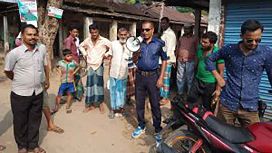 মাধবপুরে অতিরিক্ত দামে লবন বিক্রি