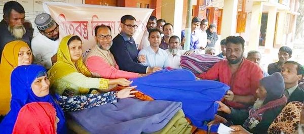 নবীগঞ্জ পৌরসভা কর্তৃক সরকারী বরাদ্দকৃত ৪৮০টি কম্বল বিতরণ নবীগঞ্জ পৌরসভা কর্তৃক সরকারী বরাদ্দকৃত ৪৮০টি কম্বল বিতরণ