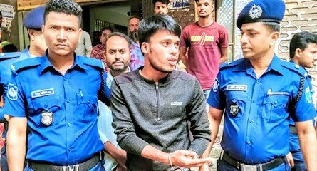 সদর হাসপাতাল থেকে এক দালাল আটক সদর হাসপাতাল থেকে এক দালাল