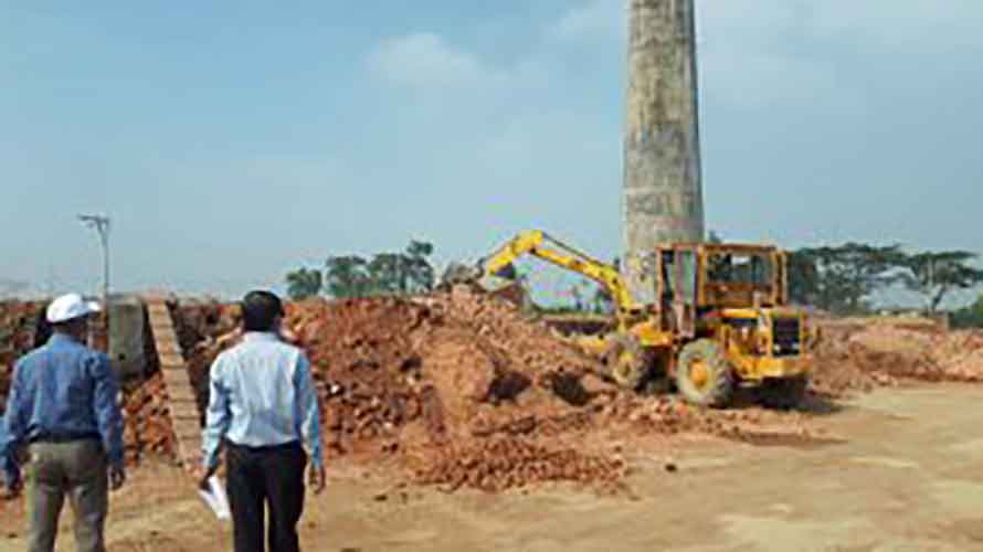 গুড়িয়ে দেয়া হয়েছে বাহুবলের অবৈধ ৩ ইটভাটা গুড়িয়ে দেয়া হচ্ছে বাহুবলের অবৈধ ইটভাটা