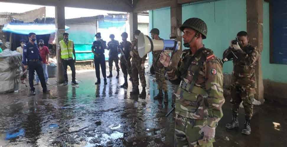করোনা ভাইরাস সংক্রমন রোধে মাধবপুরে সেনাবাহিনীর মাইকিং