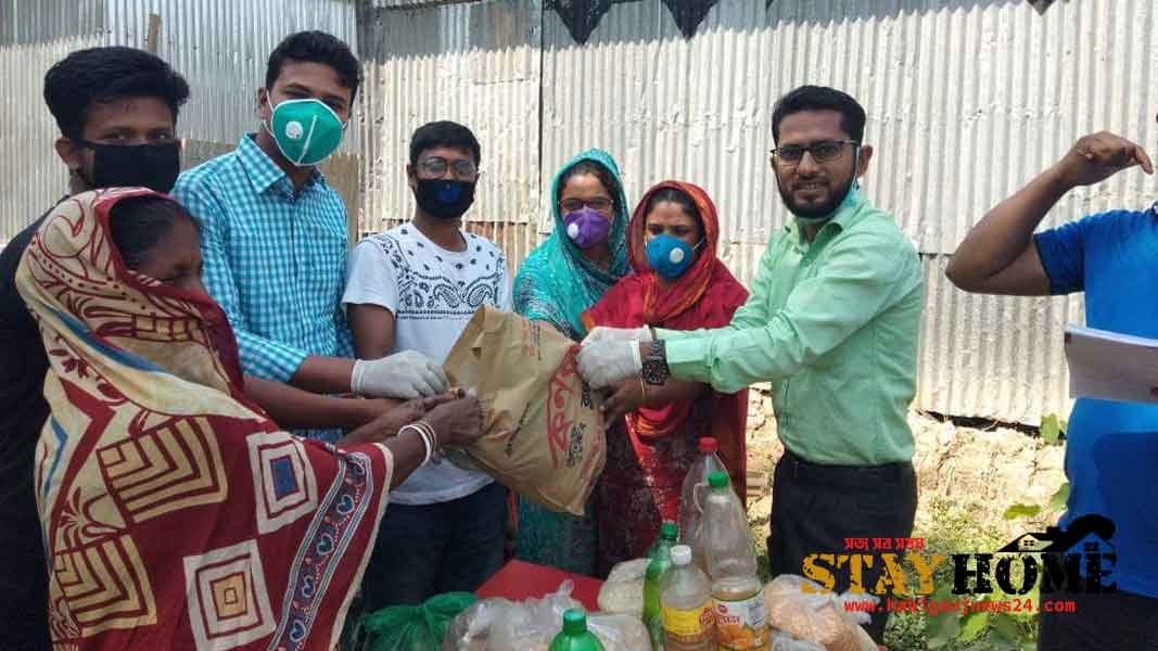 মাধবপুরে তিন ভাইয়ের উদ্যোগে ১৫০ সুবিধাবঞ্চিত পরিবারে খাদ্য সামগ্রী বিতরণ মাধবপুরে তিন ভাইয়ের উদ্যোগে ১৫০ সুবিধাবঞ্চিত পরিবারে খাদ্য সামগ্রী বিতরণ