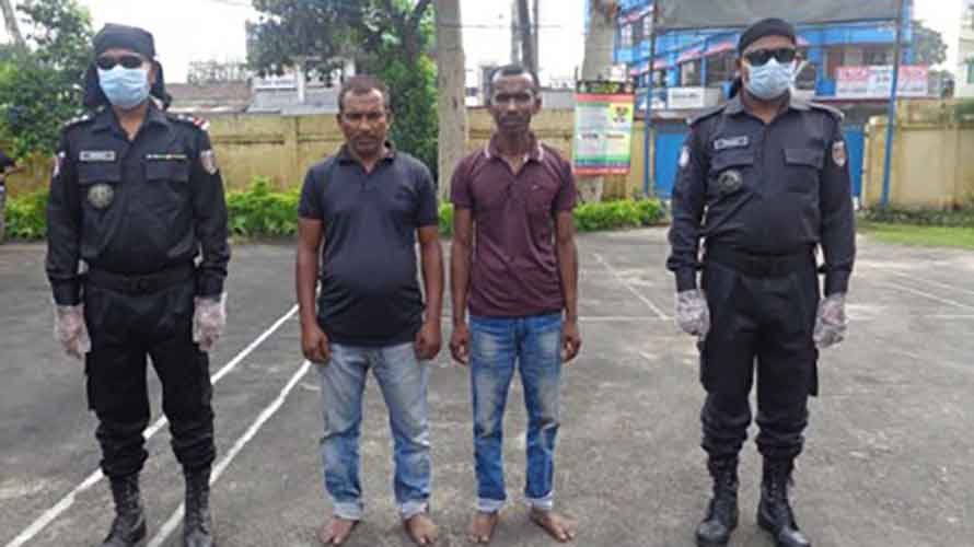 শায়েস্তাগঞ্জ থেকে ঢাকায় যাওয়ার পথে ৩৭ কেজি গাঁজা জব্দ শায়েস্তাগঞ্জ থেকে ঢাকায় যাওয়ার পথে ৩৭ কেজি গাঁজা জব্দ