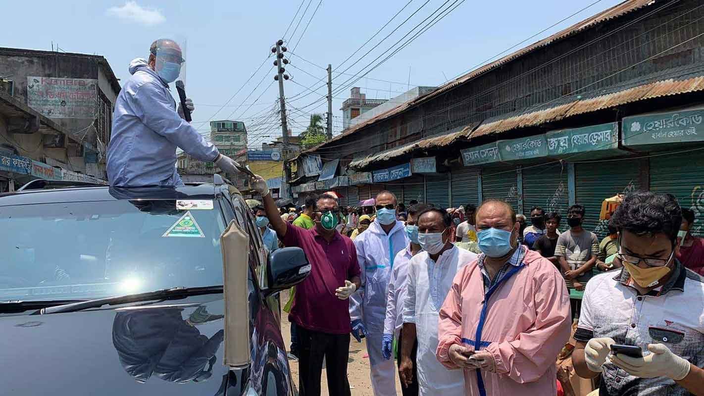 হবিগঞ্জ শহরে দরিদ্র লোকজন ১০ টাকা কেজির চাল পাচ্ছেন বিনামূল্যে হবিগঞ্জ শহরে দরিদ্র লোকজন ১০ টাকা কেজির চাল পাচ্ছেন বিনামূল্যে