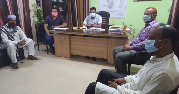 মাধবপুরে স্বাস্থ্যবিধি মেনে গাড়ী চলাচল বিষয়ে শ্রমিকদের নিয়ে সীমিত আকারে সভা অনুষ্ঠিত মাধবপুরে স্বাস্থ্যবিধি মেনে গাড়ী চলাচল বিষয়ে শ্রমিকদের নিয়ে সীমিত আকারে সভা অনুষ্ঠিত