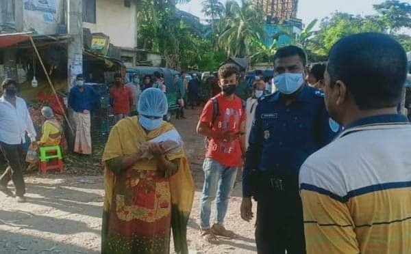 মাধবপুরে মাস্ক না থাকায় ৮ জনকে জরিমানা মাধবপুরে মাস্ক না থাকায় ৮ জনকে জরিমানা