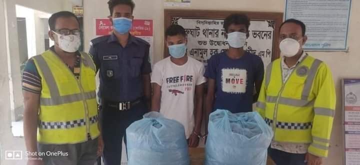 চুনারুঘাটে গাঁজাসহ ২ যুবক আটক চুনারুঘাটে গাঁজাসহ ২ যুবক আটক