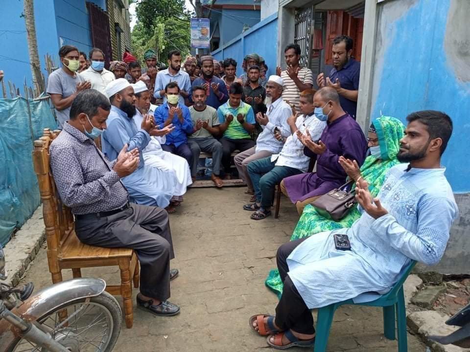 হবিগঞ্জ পৌরএলাকায় রাস্তার কাজ উদ্বোধন করেন মেয়র হবিগঞ্জ পৌরএলাকায় রাস্তার কাজ উদ্বোধন করেন মেয়র