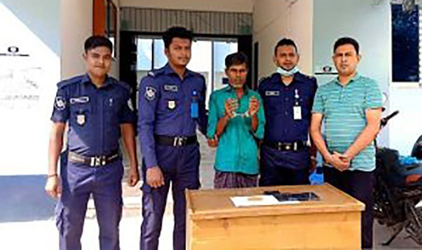 হবিগঞ্জের লাখাই উপজেলায় ইয়াবাসহ আটক ২ হবিগঞ্জের-লাখাই-উপজেলায়-ইয়াবাসহ-আটক-২