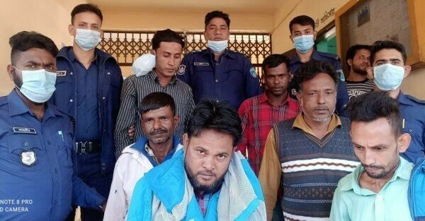 নবীগঞ্জে ৬ জুয়ারি আটক নবীগঞ্জে ৬ জুয়ারি আটক
