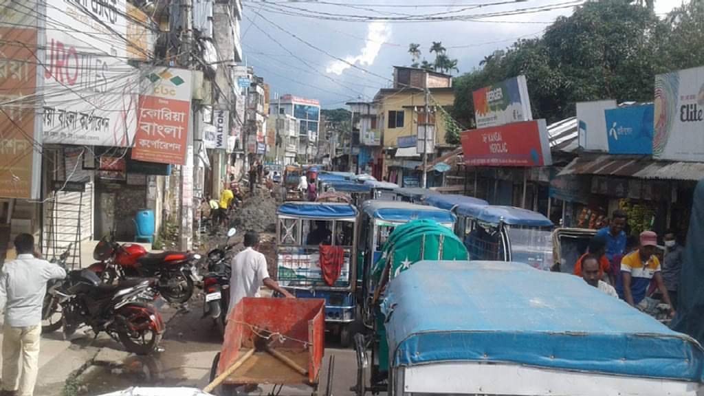 পৌরবাসীর সেবার নামে অনুমোদন দেয়া টমটম এখন শহরবাসীর জন্য বিষফোড়া পৌরবাসীর সেবার নামে অনুমোদন দেয়া টমটম এখন শহরবাসীর জন্য বিষফোড়া