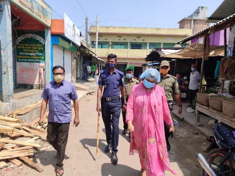 আজ ৩০ ব্যক্তি ও প্রতিষ্ঠানকে জেলা প্রশাসনের জরিমানা আজ ৩০ ব্যক্তি ও প্রতিষ্ঠানকে জেলা প্রশাসনের জরিমানা