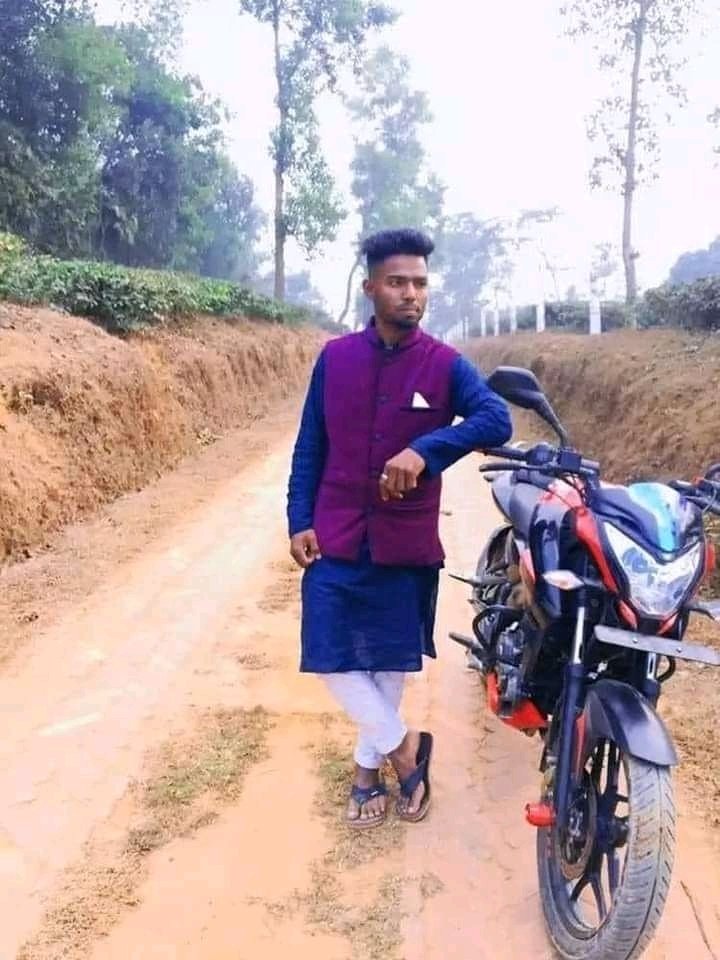টাকা নিয়ে মারামারিতে যুবক নিহত – জানাজা সম্পন্ন টাকা নিয়ে মারামারিতে যুবক নিহত - জানাজা সম্পূর্ণ