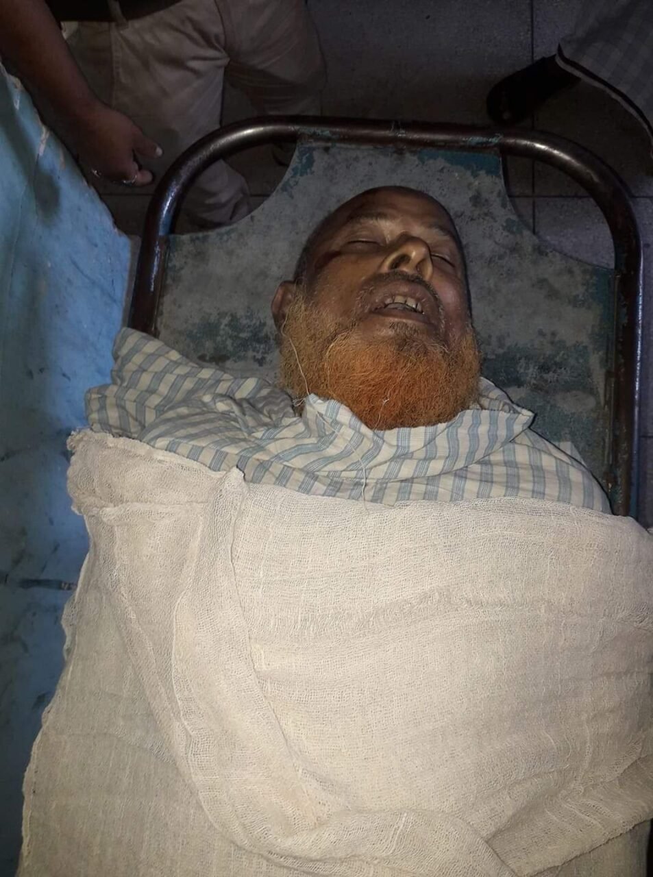 বানিয়াচংয়ে সংঘর্ষ থামাতে গেলে এক ব্যক্তিকে পিটিয়ে হত্যা বানিয়াচংয়ে সংঘর্ষ থামাতে গেলে এক ব্যক্তিকে পিটিয়ে হত্যা