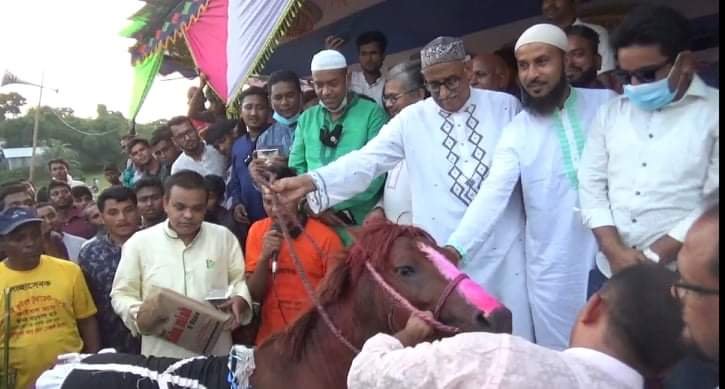 খেলাধুলায় মাধ্যমে যুব সমাজ সুস্থ্য জীবন গঠন করতে পারে – আব্দুল মজিদ খান এমপি খেলাধুলায় মাধ্যমে যুব সমাজ সুস্থ্য জীবন গঠন করতে পারে – আব্দুল মজিদ খান এমপি