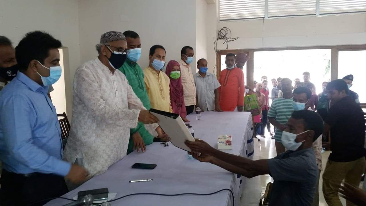 বানিয়াচংয়ে প্রধানমন্ত্রীর উপহারের ঘর পেয়েছেন ৭০টি পরিবার বানিয়াচংয়ে প্রধানমন্ত্রীর উপহারের ঘর পেয়েছেন ৭০টি পরিবার