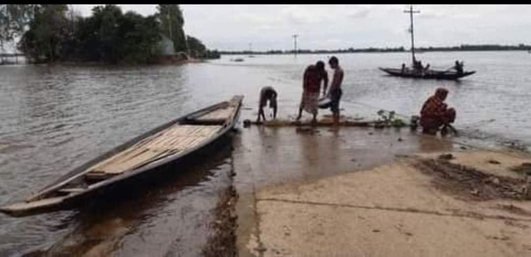 লাখাইয়ে আডোবা সড়ক নির্মার্ণের জোর দাবি এলাকাবাসী লাখাইয়ে আডোবা সড়ক নির্মার্ণের জোর দাবি এলাকাবাসী
