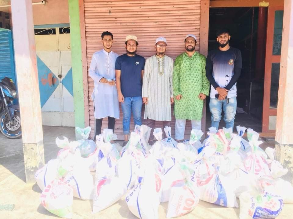 নবীগঞ্জে অসহায় মানুষদের পাশে দাড়ালো প্রভাতী সামাজিক সংস্থা নবীগঞ্জে অসহায় মানুষদের পাশে দাড়ালো প্রভাতী সামাজিক সংস্থা
