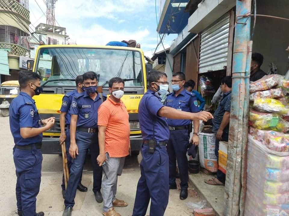 সদর থানার অফিসার ইনচার্জ মাসুক আলীর নেতৃত্বে উচ্ছেদ অভিযান সদর থানার অফিসার ইনচার্জ মাসুক আলীর নেতৃত্বে উচ্ছেদ অভিযান