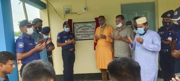 বানিয়াচংয়ে পুলিশ তদন্ত কেন্দ্রের নতুন ভবন উদ্বোধন করলেন পুলিশ সুপার বানিয়াচংয়ে পুলিশ তদন্ত কেন্দ্রের নতুন ভবন উদ্বোধন করলেন পুলিশ সুপার