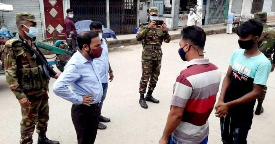 লকডাউনের ১ম দিনে জেলায় ৬৩ জনকে জরিমানা লকডাউনের ১ম দিনে জেলায় ৬৩ জনকে জরিমানা