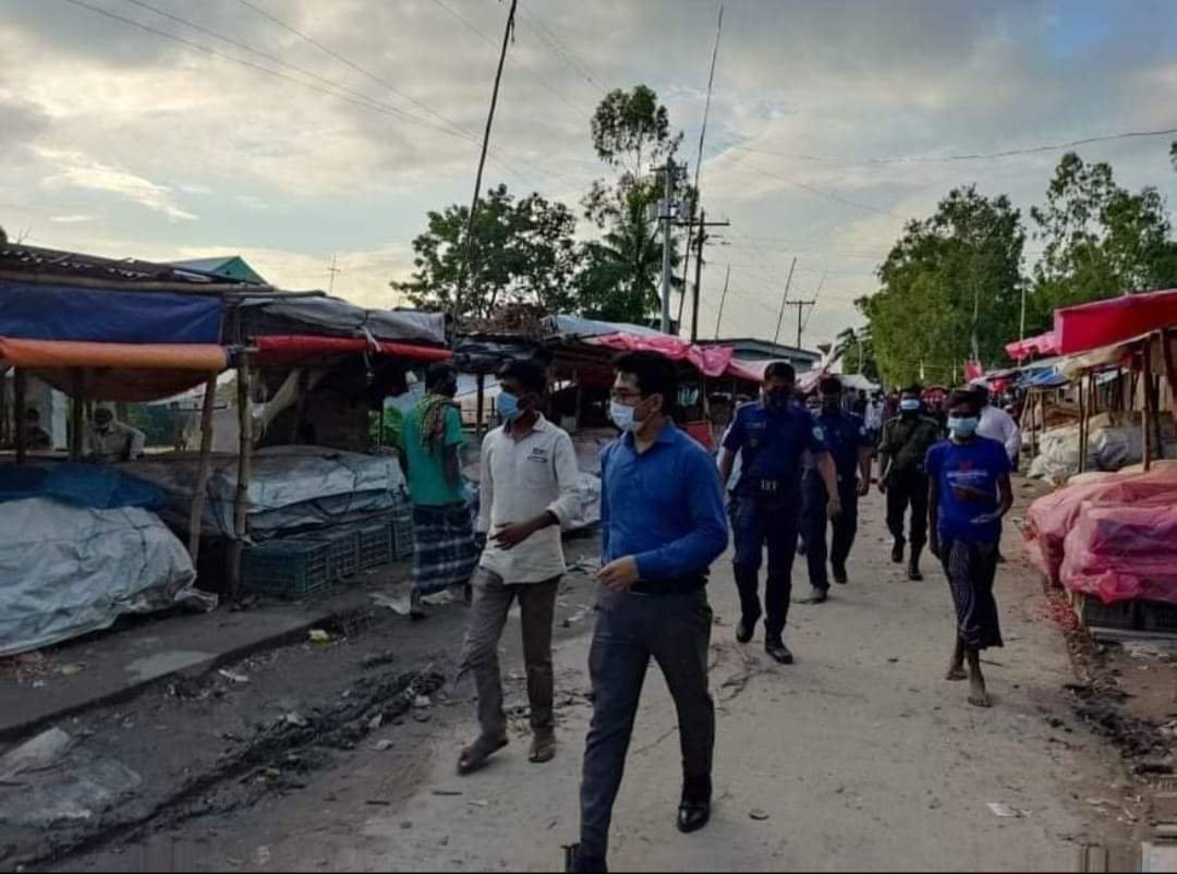 লাখাইয়ে কঠোর শাটডাউন কার্যকরে প্রশাসন ও সেনাবাহিনী মাঠে তৎপর লাখাইয়ে কঠোর শাটডাউন কার্যকরে প্রশাসন ও সেনাবাহিনী মাঠে তৎপর
