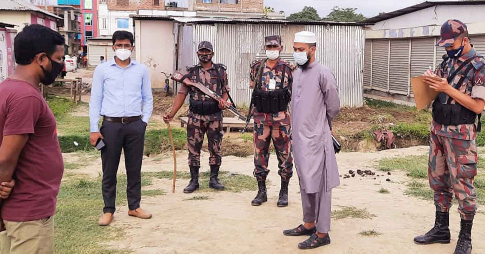 সরকারী নির্দেশনা বাস্তবায়নে সর্বত্র জেলা প্রশাসনের অভিযান সরকারী নির্দেশনা বাস্তবায়নে সর্বত্র জেলা প্রশাসনের অভিযান