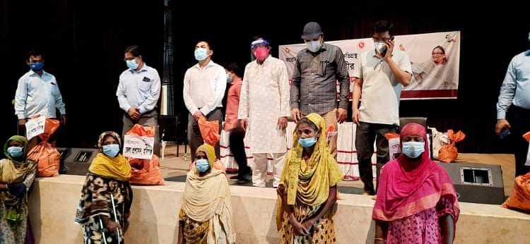 হবিগঞ্জে ক্ষতিগ্রস্থদের মাঝে প্রধানমন্ত্রীর মানবিক সহায়তা প্রদান হবিগঞ্জে ক্ষতিগ্রস্থদের মাঝে প্রধানমন্ত্রীর মানবিক সহায়তা প্রদান