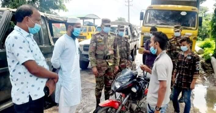 বিধিনিষেধ বাস্তবায়নে জেলা প্রশাসনের টহল ও মোবাইল কোর্ট বিধিনিষেধ বাস্তবায়নে জেলা প্রশাসনের টহল ও মোবাইল কোর্ট
