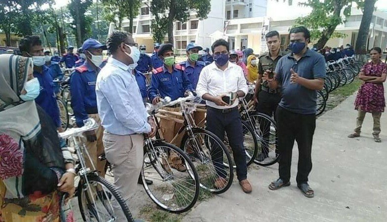 বানিয়াচংয়ে বাইসাইকেল বিতরণ বানিয়াচংয়ে বাইসাইকেল বিতরণ