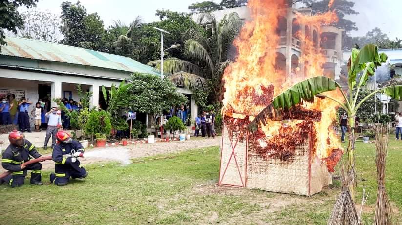 হবিগঞ্জে আন্তর্জাতিক দূর্যোগ প্রশমন দিবস উপলক্ষে আলোচনা সভা ও মহড়া অনুষ্ঠিত হবিগঞ্জে-আন্তর্জাতিক-দূর্যোগ-প্রশমন-দিবস-উপলক্ষে-আলোচনা-সভা-ও-মহড়া-অনুষ্ঠিত