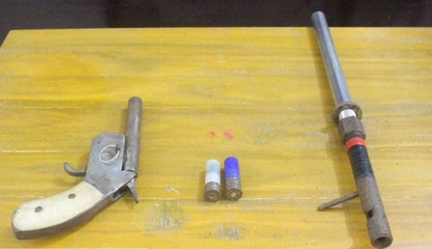 চুনারুঘাটে অস্রসহ ২ বনদস্যু র্যাবের হাতে আটক চুনারুঘাটে-অস্রসহ-২-বনদস্যু-র্যাবের-হাতে-আটক