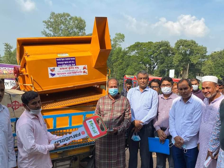 লাখাইয়ে কৃষকের মাঝে সার ও কৃষি যন্ত্রপাতি বিতরণ