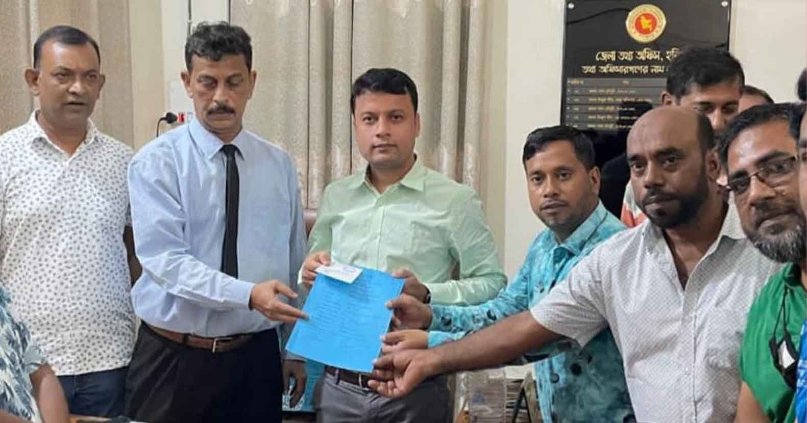 জেলা ক্রীড়া সংস্থার নির্বাচনে উৎসব মুখর ক্রীড়াঙ্গন, ৩৪টি মনোনয়নপত্র জমা জেলা ক্রীড়া সংস্থার নির্বাচনে উৎসব মুখর ক্রীড়াঙ্গন