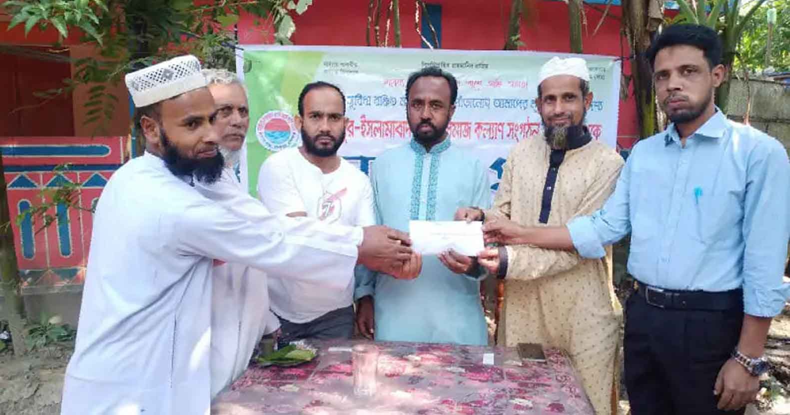মাধবপুরে ক্যান্সার আক্রান্ত রোগিকে প্রবাসীদের অনুদান মাধবপুরে ক্যান্সার আক্রান্ত রোগিকে প্রবাসীদের অনুদান
