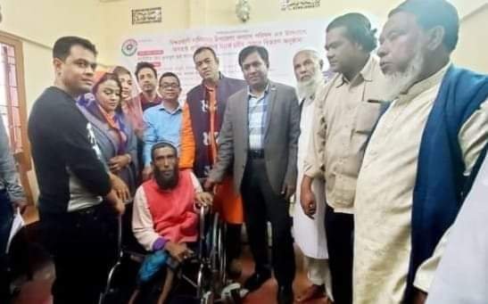বানিয়াচংয়ে প্রবাসীদের উদ্যোগে ৪৫ জন প্রতিবন্ধী পেল হুইল চেয়ার বানিয়াচংয়ে প্রবাসীদের উদ্যোগে ৪৫ জন প্রতিবন্ধী পেল হুইল চেয়ার