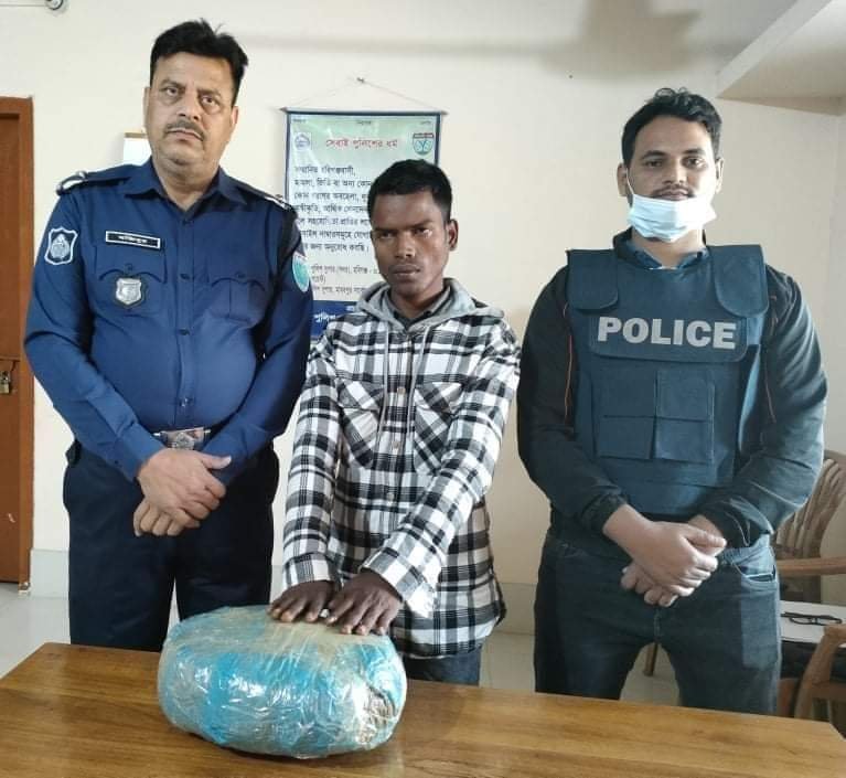 মাধবপুরে গাঁজাসহ গ্রেপ্তার ১ মাধবপুরে গাঁজাসহ গ্রেপ্তার ১