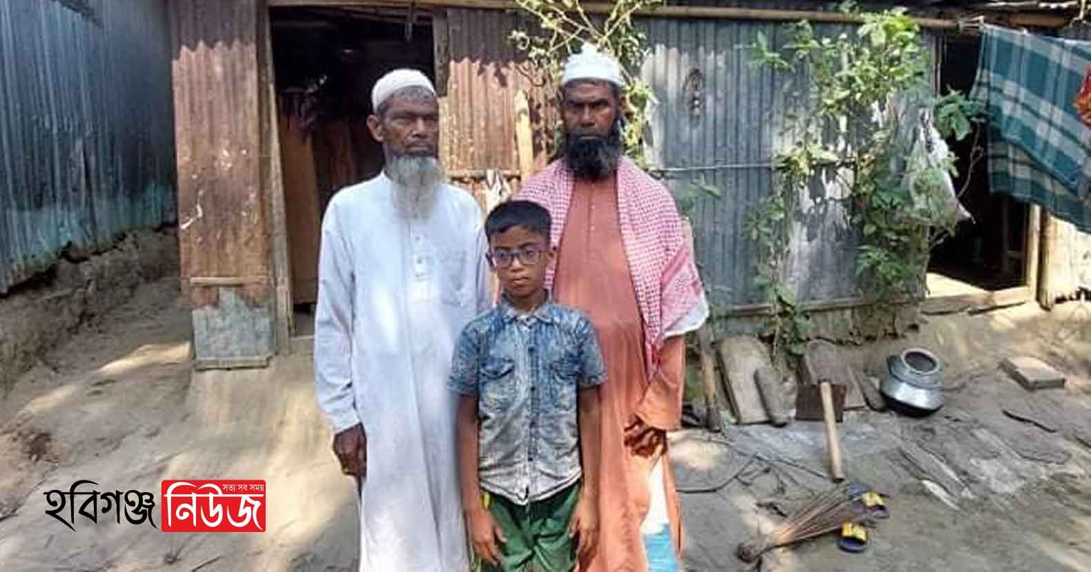 এক পরিবারের ৩ জন দৃষ্টি প্রতিবন্ধী, মানবেতর জীবন যাপন