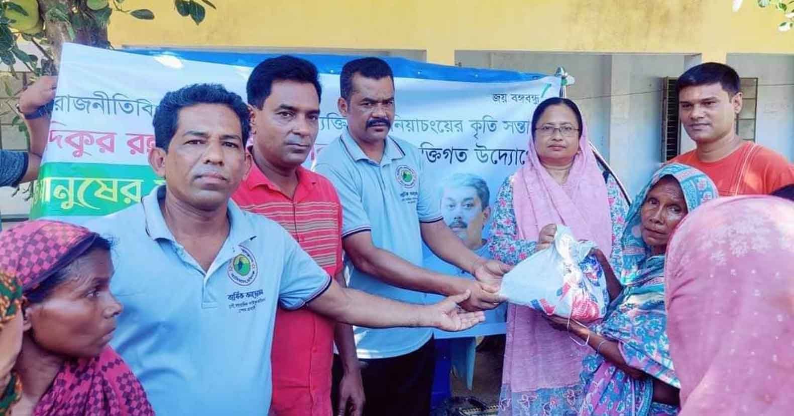 বানিয়াচংয়ে সাদিকুর রহমান পরাগের ত্রাণ বিতরণ বানিয়াচংয়ে সাদিকুর রহমান পরাগের ত্রাণ বিতরণ