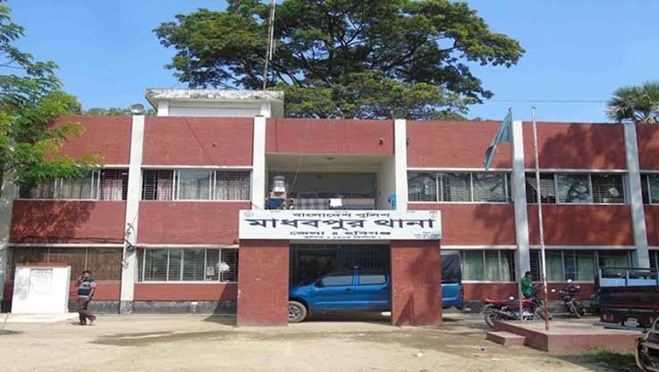 জমিতে আসলে গলা কেটে হত্যার হুমকি-থানায় জিডি জমিতে আসলে গলা কেটে হত্যার হুমকি-থানায় জিডি