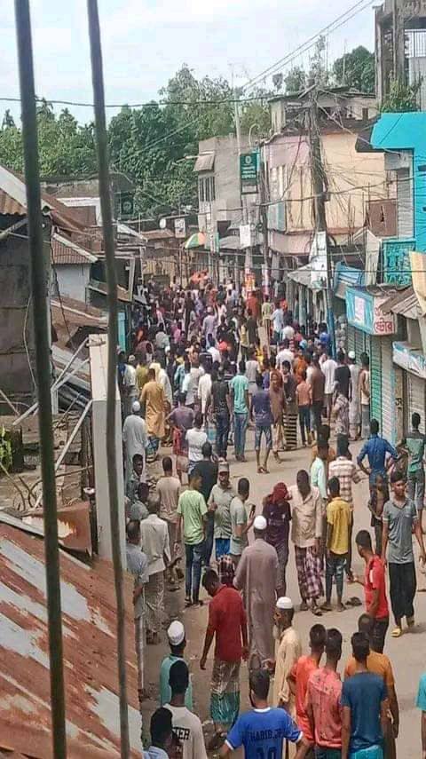 বানিয়াচংয়ে দুই গ্রুপের মধ্যে সংঘর্ষ বানিয়াচংয়ে দুই গ্রুপের মধ্যে সংঘর্ষ