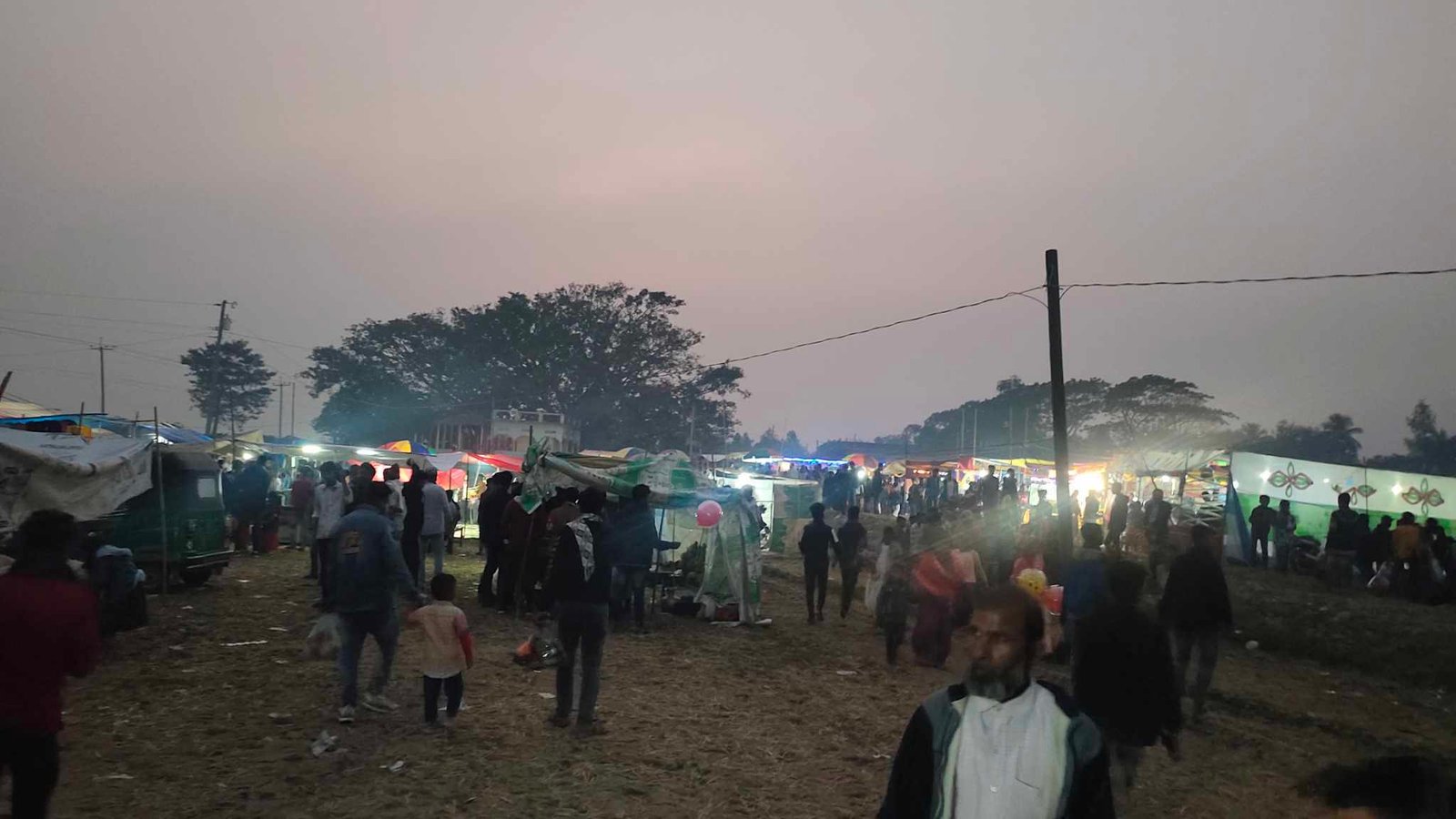 আজমিরীগঞ্জ পৌষ সংক্রান্তি মেলায় জন মানুষের ঢল