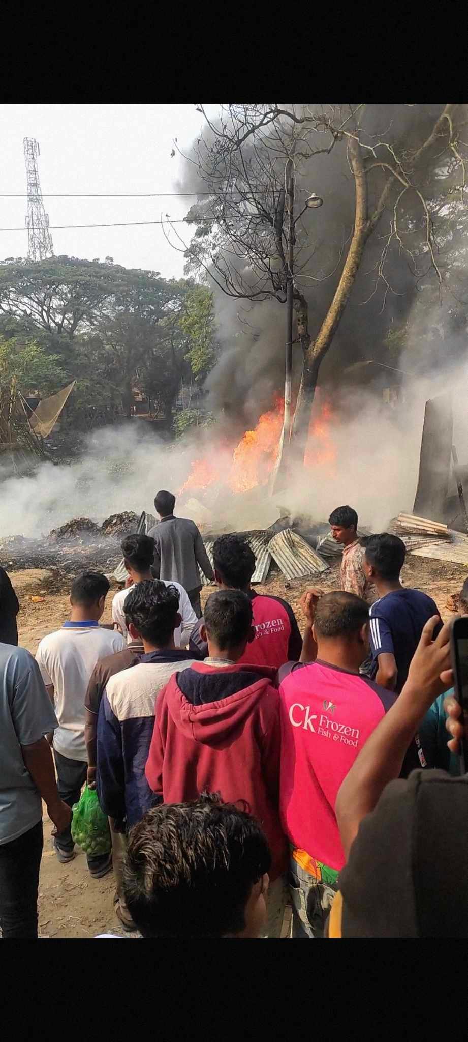 নবীগঞ্জে সবজি দোকানে আগুন লক্ষাধিক টাকার ক্ষয়ক্ষতি নবীগঞ্জে সবজি দোকানে আগুন লক্ষাধিক টাকার ক্ষয়ক্ষতি