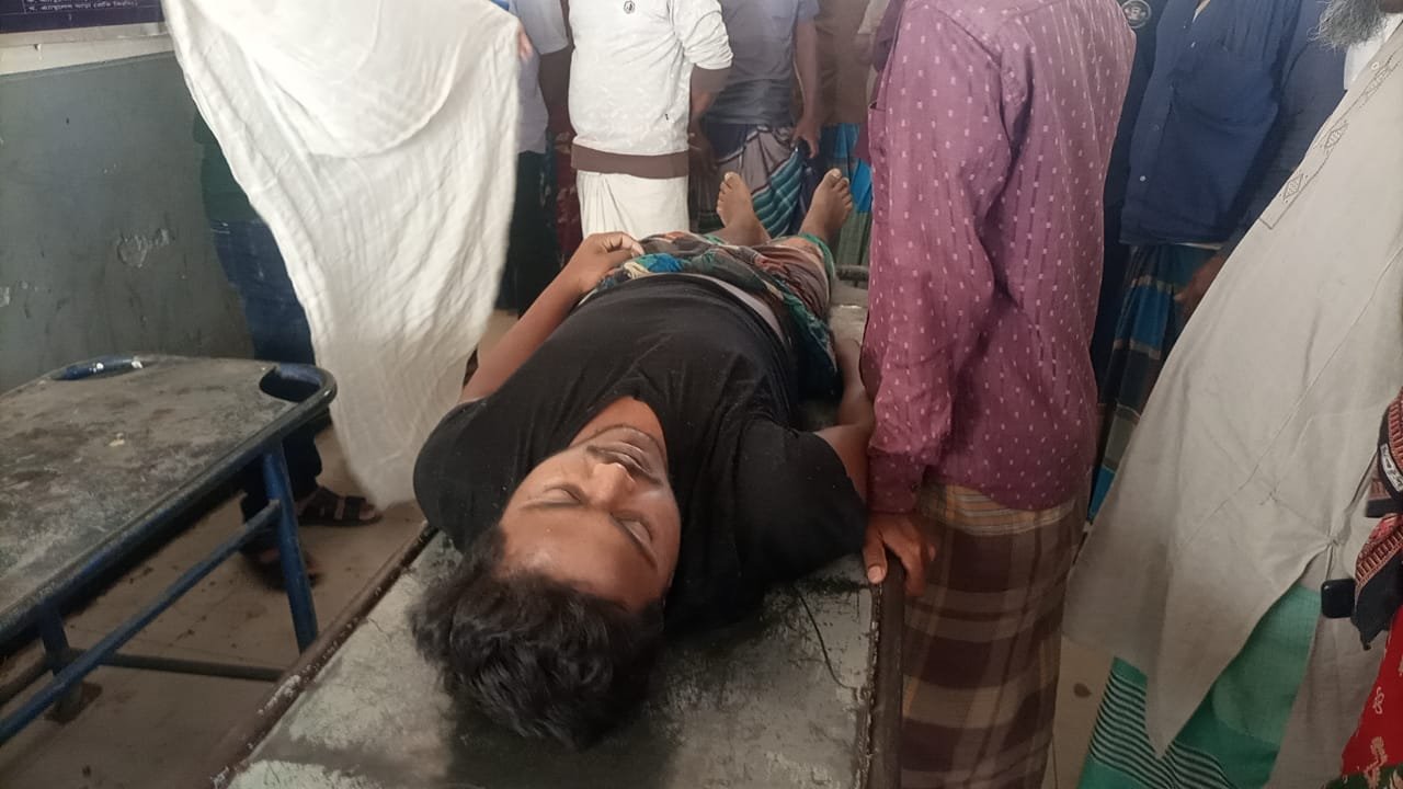 চুনারুঘাটে বিদ্যুৎ পৃষ্ঠ হয়ে পলাশ মিয়া নামে এক যুবকের মৃত্যু চুনারুঘাটে বিদ্যুৎ পৃষ্ঠ হয়ে পলাশ মিয়া নামে এক যুবকের মৃত্যু