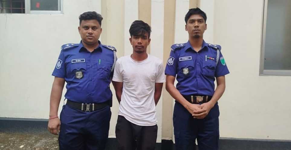 চুনারুঘাটে ছোট ভাইয়ের হাতে বড় ভাই খুন চুনারুঘাটে ছোট ভাইয়ের হাতে বড় ভাই খুন