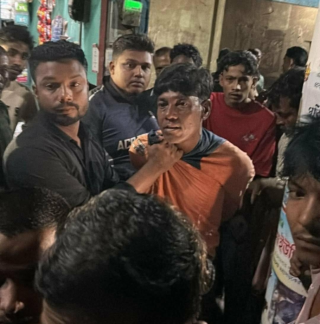 নবীগঞ্জে ৩য় শ্রেণীর ছাত্রীকে ধর্ষণ, জনতার হাতে আটক ১ নবীগঞ্জে ৩য় শ্রেণীর ছাত্রীকে ধর্ষণ, জনতার হাতে আটক ১