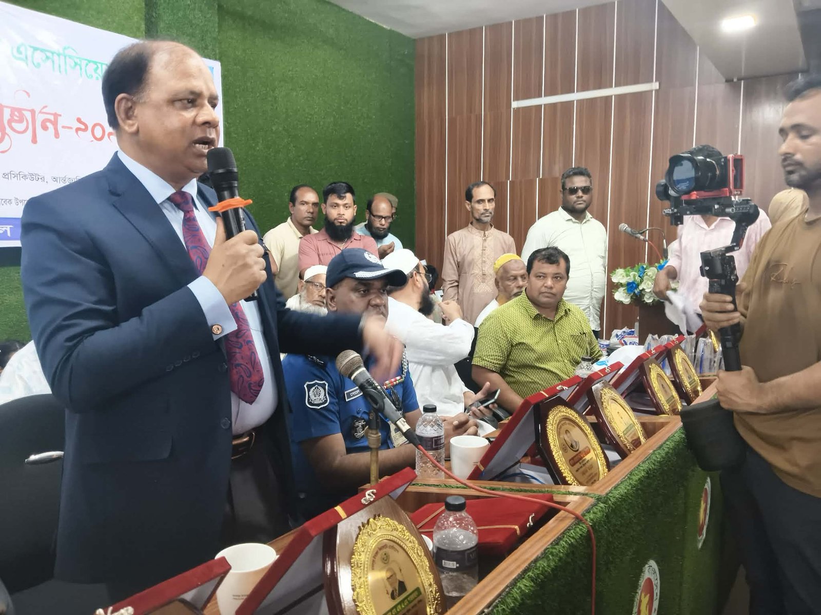 মাধবপুরে কিন্ডারগার্টেন অ্যাসোসিয়েশনের বৃত্তিপ্রাপ্ত শিক্ষার্থীদের মাঝে পুরস্কার ও সনদ বিতরণ