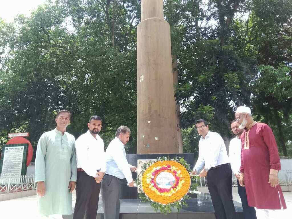 হবিগঞ্জের ঐতিহাসিক তেলিয়াপাড়া চা বাগান বাংলো ও মুক্তিযুদ্ধের স্তম্ভ পরিদর্শনে সিলেটের বিভাগীয় কমিশনার